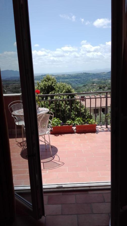L'Uliveto Villa Montebuono  Bagian luar foto