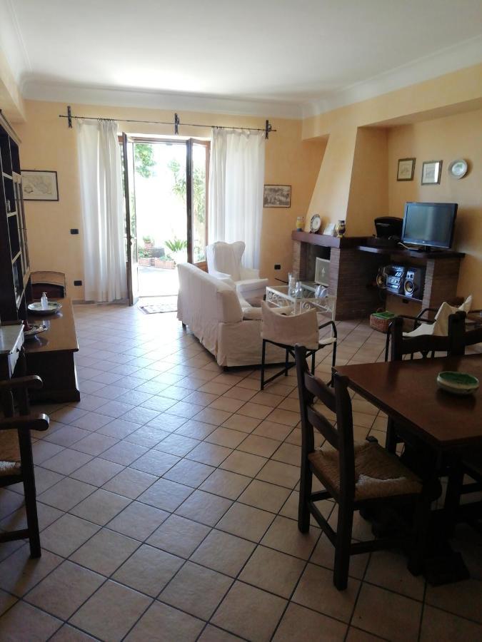L'Uliveto Villa Montebuono  Bagian luar foto