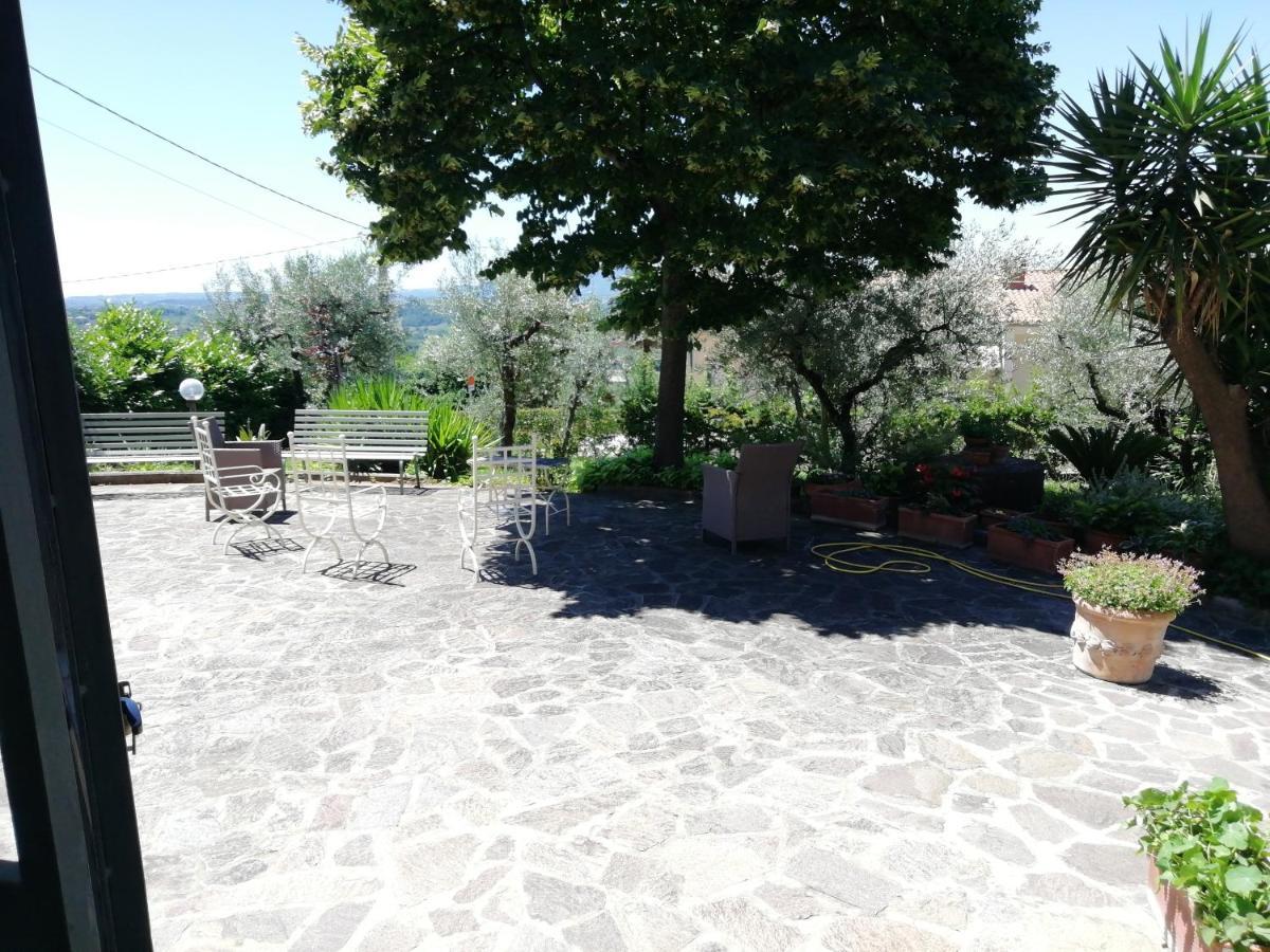 L'Uliveto Villa Montebuono  Bagian luar foto