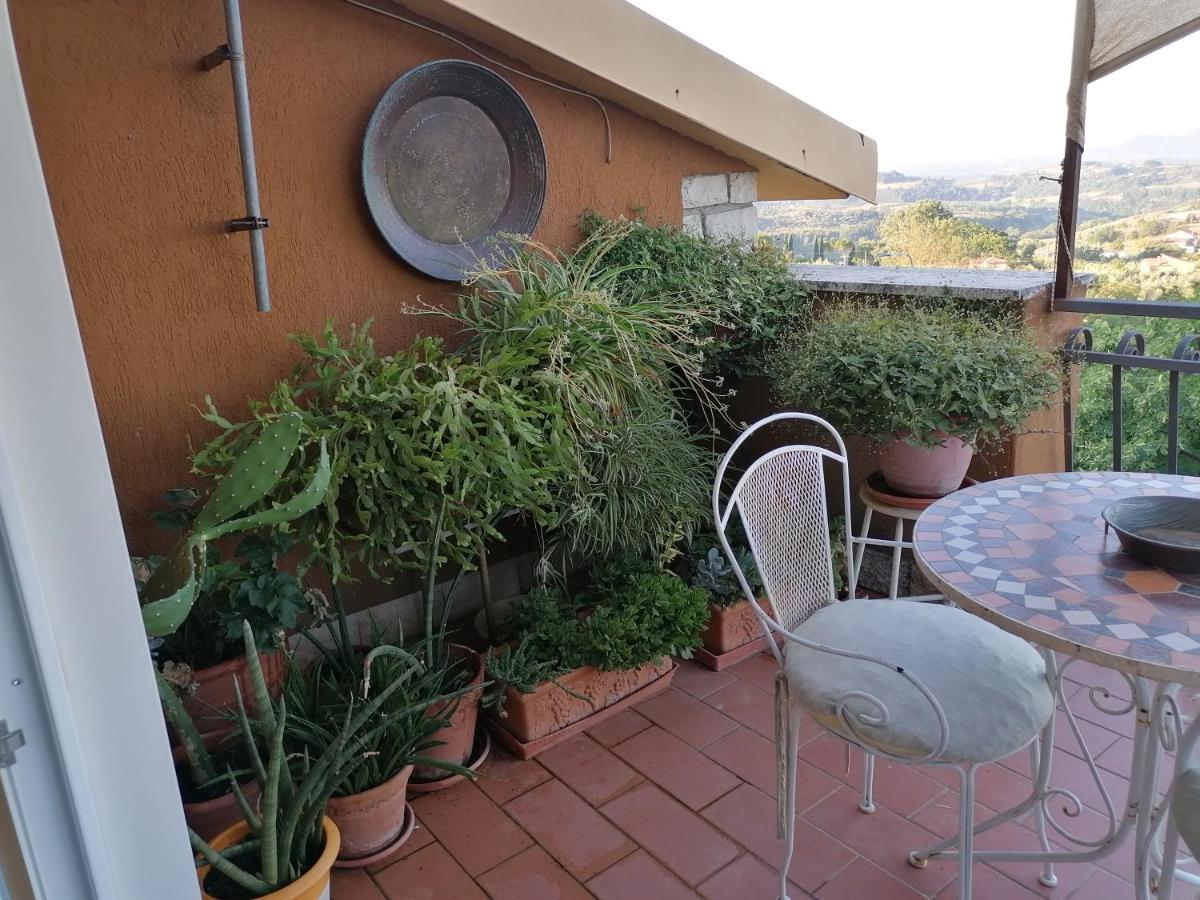 L'Uliveto Villa Montebuono  Bagian luar foto