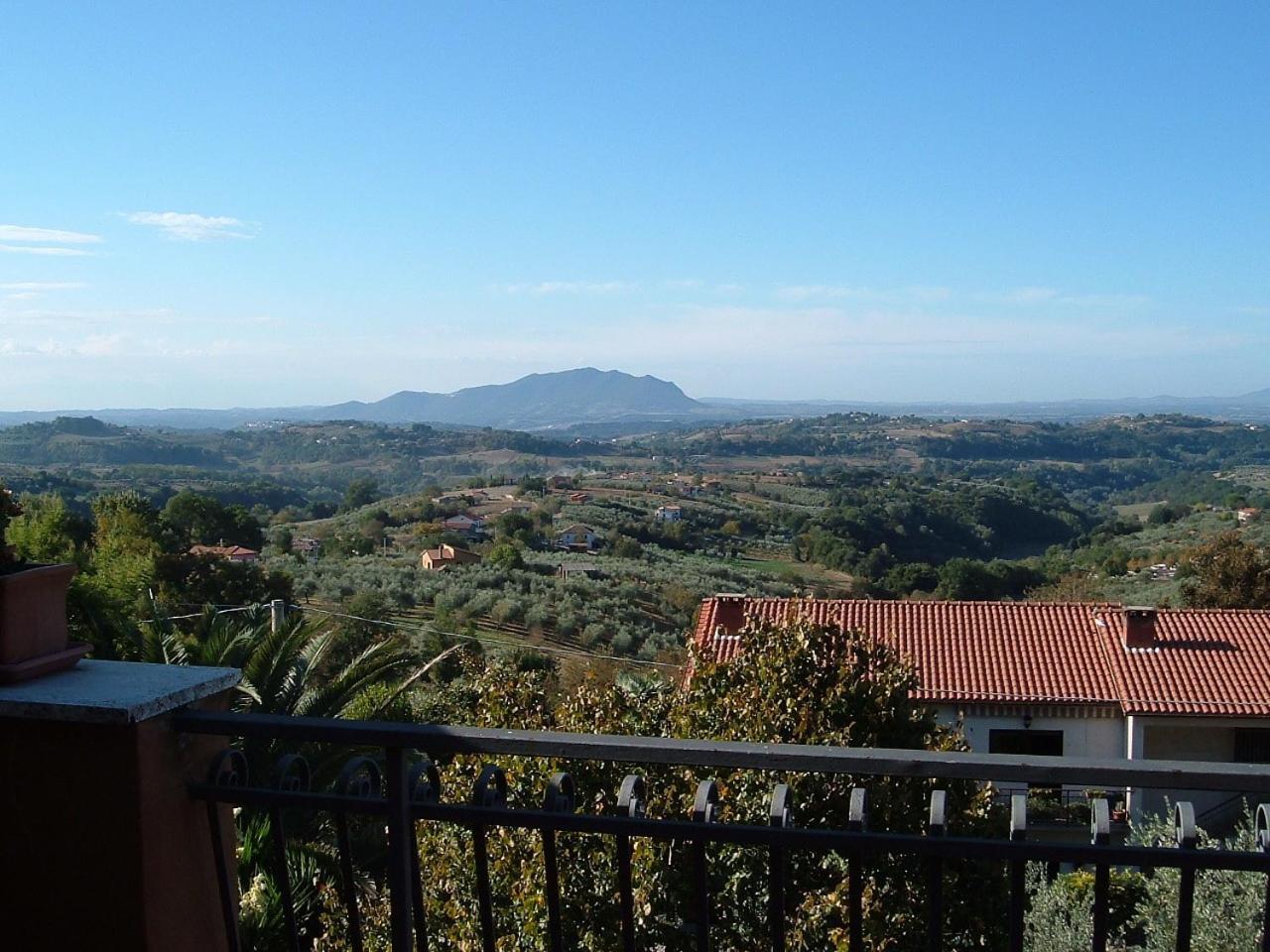 L'Uliveto Villa Montebuono  Bagian luar foto