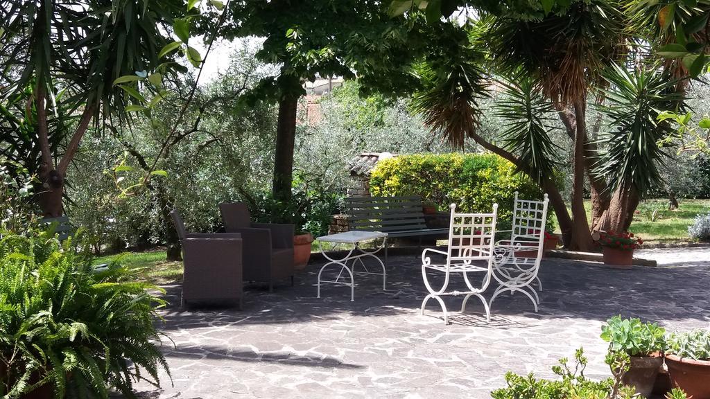 L'Uliveto Villa Montebuono  Bagian luar foto